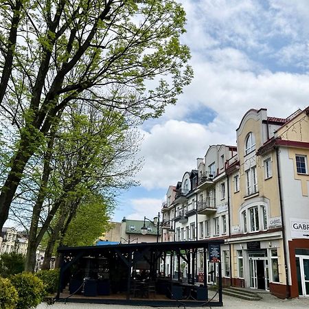 Apartament Dobre Miejsce Ustrzyki Dolne Esterno foto