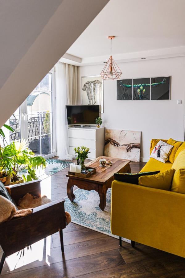 Apartament Dobre Miejsce Ustrzyki Dolne Esterno foto