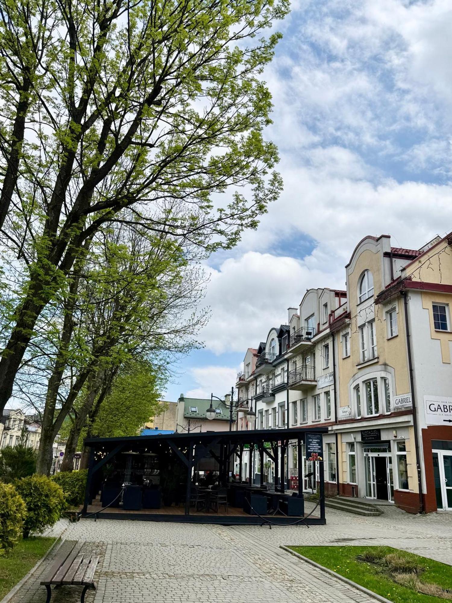 Apartament Dobre Miejsce Ustrzyki Dolne Esterno foto