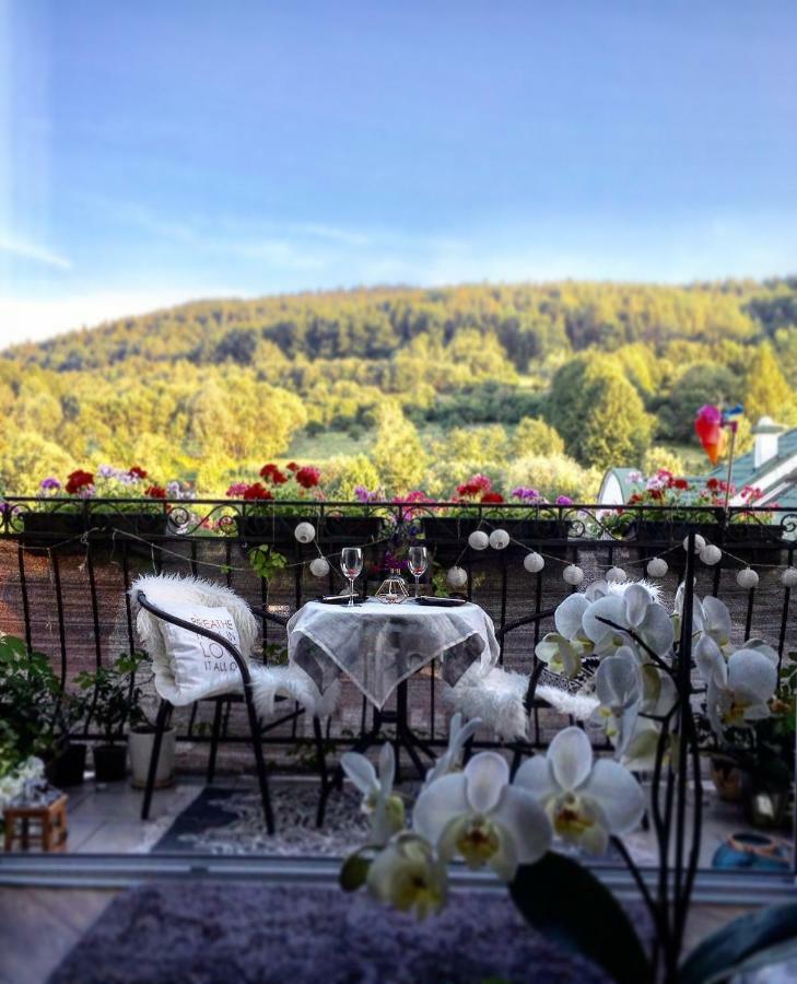 Apartament Dobre Miejsce Ustrzyki Dolne Esterno foto